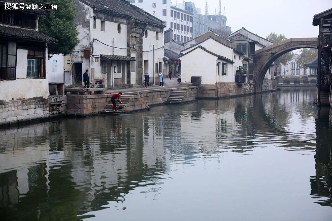 应对低温雨雪天气 | 国网凤凰县供电公司：电力员工闻冰而动