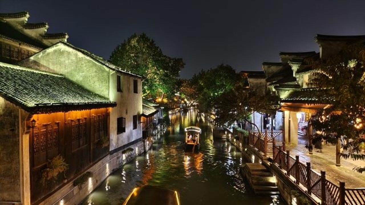 FENDI 2024春夏高定系列时装大秀